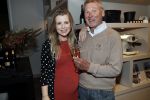 Amsterdam 30 oktober 2018
Boekpresentatie Kelly Weekers. Haar man John Ewbank reikte het eerste boek uit. Jennifer Ewbank zwanger met haar vader