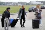 Schiphol Oost 4 oktober 2018
Vrienden van Johnny de Mol en zijn vrouw Anouk vertrekken vanaf schiphol oost met een prive vliegtuig naar Portugal. Aanwezig oa Willek Alberti  , broer Kaj Lerby met gezin Dinand en Lucy Woesthoff John Ewbank en Kelly Weekers Katja Schuurman en Freek v Noordwijk Tony Berk manager Carlijn de Vries met man Nikkie Plessen en Linda de Mol met Jeroen Rietbergen en kinderen Noah en Julian.