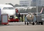 Schiphol Oost 4 oktober 2018
Vrienden van Johnny de Mol en zijn vrouw Anouk vertrekken vanaf schiphol oost met een prive vliegtuig naar Portugal. Aanwezig oa Willek Alberti  , broer Kaj Lerby met gezin Dinand en Lucy Woesthoff John Ewbank en Kelly Weekers Katja Schuurman en Freek v Noordwijk Tony Berk manager Carlijn de Vries met man Nikkie Plessen en Linda de Mol met Jeroen Rietbergen en kinderen Noah en Julian.