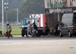 Schiphol Oost 4 oktober 2018
Vrienden van Johnny de Mol en zijn vrouw Anouk vertrekken vanaf schiphol oost met een prive vliegtuig naar Portugal. Aanwezig oa Willek Alberti  , broer Kaj Lerby met gezin Dinand en Lucy Woesthoff John Ewbank en Kelly Weekers Katja Schuurman en Freek v Noordwijk Tony Berk manager Carlijn de Vries met man Nikkie Plessen en Linda de Mol met Jeroen Rietbergen en kinderen Noah en Julian.