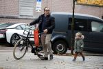 Amsterdam november 2018
Joost Nijsen heeft een relatie met de ex van Joost Zwagerman Maaike Pereboom. Maaike heeft een zoontje van Joost Zwagerman. Joost Nijsen woont in een huis in Amsterdam zuid.