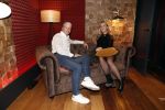 Hilversum 6 november 2018
Dries Roelvink interviewt voor Story Quincy Wilson Luc v Essen en Julia v Helvoirt uit het sbs6 programma house of Talent