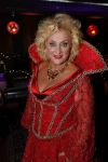 Hilversum 2 oktober 2018
Presentatie kerstshow met Xander de Buisonje Trijntje Oosterhuis Lee Towers Edsilia Rombley Karin Bloemen Danny de Munk en Anita Meier in de wisseloord studioâ€™s.
