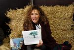 Hilversum 2 oktober 2018
Presentatie voorleesboeken van Katja Schuurman ism Jumbo en Campina. Birgit Schuurman overhandigt eerste exemplaren.