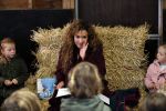 Hilversum 2 oktober 2018
Presentatie voorleesboeken van Katja Schuurman ism Jumbo en Campina. Birgit Schuurman overhandigt eerste exemplaren.