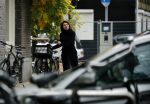 Amsterdam 7 november 2018
Kim v Kooten komt op de fiets bij haar huis aan in Amsterdam zuid.