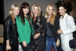 Amsterdam 30 oktober 2018
Boekpresentatie Kelly Weekers. Haar man John Ewbank reikte het eerste boek uit. Lonneke Nooteboom en Kirsten Schilder Kristina Bozilovic Leontine Mourits en Joan Stolk