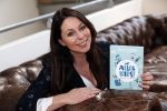 Amsterdam 18 oktober 2018
Voormalig K3 zangeres Kristel Verbeke heeft een kinderboek geschreven.