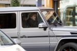 Amsterdam 3 oktober 2018
Lil Kleine parkeert zijn Mercedes G 6.3 AMG op de stope op de pc hooftstraat bij Louis Vuitton