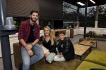 Hilversum 6 november 2018
Dries Roelvink interviewt voor Story Quincy Wilson Luc v Essen en Julia v Helvoirt uit het sbs6 programma house of Talent