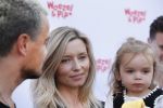 Den Haag 14 oktober 2018
Premiere Woezel en pip in koninklijke schouwburg Den haag. Dinand en Lucy Woesthoff kwam met hun 2 jongste kinderen.