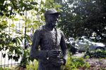 Amsterdam 9 oktober 2018
Diverse graven van bekende Nederlanders (Bners) op Zorgvlied.
Dit is het graf van Manfred Langer