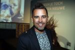 Amsterdam 23 oktober 2018
Boekpresentatie van Antoinette Scheulderman in de soho House . Eva Jinek overhandigt haar het eerste boek. Manuel Venderbos