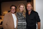 Amsterdam 30 oktober 2018
Boekpresentatie Kelly Weekers. Haar man John Ewbank reikte het eerste boek uit. Marco Borsato