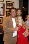 Amsterdam 30 oktober 2018
Boekpresentatie Kelly Weekers. Haar man John Ewbank reikte het eerste boek uit. Marco Borsato met Day Ewbank