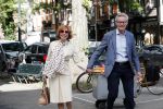 Amsterdam  3oktober 2018
Marrijke Helwegen met haar man Harrie hand in hand in Amsterdam zuid.