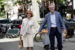 Amsterdam  3oktober 2018
Marrijke Helwegen met haar man Harrie hand in hand in Amsterdam zuid.