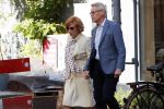 Amsterdam  3oktober 2018
Marrijke Helwegen met haar man Harrie hand in hand in Amsterdam zuid.
