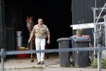 Wijdewormer 19 oktober 2018
Marnix Knetemann aan het werk op zijn boerderij. Zij zus Elise komt op bezoek met haar pas geboren baby.