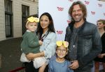 Den Haag 14 oktober 2018
Premiere Woezel en pip in koninklijke schouwburg Den haag. Martin v d Starre met vrouw en kinderen