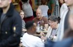 Amsterdam 13 oktober 2018
Maxim Hartman met (een) vriendin op terras in de pijp in Amsterdam.