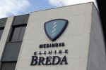Breda 2 oktober 2018
Robbert Hinfelaar gaat op bezoek bij zijn vrouw Patricia Paay die in de kliniek medinova geopereerd is en een nieuwe heup heeft gekregen.