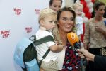 Den Haag 14 oktober 2018
Premiere Woezel en pip in koninklijke schouwburg Den haag. Monique Hazes kwam met haar zoontje Andre Hazes jr