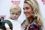 Den Haag 14 oktober 2018
Premiere Woezel en pip in koninklijke schouwburg Den haag. Monique Hazes kwam met haar zoontje Andre Hazes jr