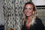 Amsterdam 23 oktober 2018
Boekpresentatie van Antoinette Scheulderman in de soho House . Eva Jinek overhandigt haar het eerste boek. Monique Hazes kwam met een vriendin