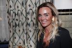 Amsterdam 23 oktober 2018
Boekpresentatie van Antoinette Scheulderman in de soho House . Eva Jinek overhandigt haar het eerste boek. Monique Hazes kwam met een vriendin