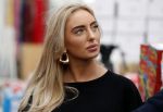 Capelle aan de Ijssel 30 oktober 2018
Michael v d Plas , zijn vriendin Naomi Dijkstra  en Manager Jake Hampel shoppen bij de monster voordeel winkel  voor ieder kind verdient de sint .