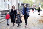 Den Haag 14 oktober 2018
Premiere Woezel en pip in koninklijke schouwburg Den haag. Nikkie Plessen kwam met haar zoon en vriendin Natasha Poly en haar dochter
