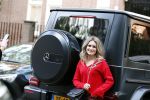 Amsterdam 2 oktober 2018
Nikkie Plessen op haar mercedes jeep.