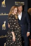 Utrecht 3 oktober 2018
Noortje Herlaar ( zwanger) en haar vriend Barry Atsma bij de nederlandse filmdagen.