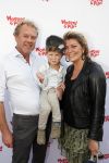 Den Haag 14 oktober 2018
Premiere Woezel en pip in koninklijke schouwburg Den haag. Pauline Wingelaar met man en kind