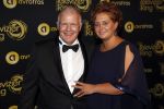 Amsterdam 11 oktober 2018
Uitreiking televizierring in AFAS LIVE.
Beau v Erven Dorens in de grote winnaar. Peter jan Rens met zijn vrouw Verginia