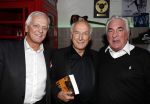 Hilversum 8 oktober 2018
Boek presentatie Peter Koelewijn bij wisseloord studioï¿½s. Het boek is geschreven door Tjerk Lammers.
Peter Koelewijn met Piet Roelen en Ludo Voeten