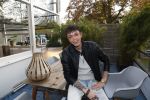 Hilversum 6 november 2018
Dries Roelvink interviewt voor Story Quincy Wilson Luc v Essen en Julia v Helvoirt uit het sbs6 programma house of Talent