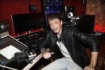 Hilversum 6 november 2018
Dries Roelvink interviewt voor Story Quincy Wilson Luc v Essen en Julia v Helvoirt uit het sbs6 programma house of Talent