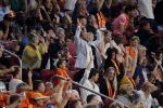 Amsterdam 13 oktober 2018
Nederland - Duitsland in de Johan Cruijff arens . eindstand 3-0
Na de Wedstrijd werden Dirk Kuyt en Rafael v d Vaart  gehuldigd. Dirk had zijn vrouw Gertrude en kinderen meegenomen. Rafael had zijn vriendin Estavan Polman en zijn kinderen Damian en Jesslynn meegenomen . Ook zijn ouders en schoonouders waren erbij.