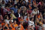Amsterdam 13 oktober 2018
Nederland - Duitsland in de Johan Cruijff arens . eindstand 3-0
Na de Wedstrijd werden Dirk Kuyt en Rafael v d Vaart  gehuldigd. Dirk had zijn vrouw Gertrude en kinderen meegenomen. Rafael had zijn vriendin Estavan Polman en zijn kinderen Damian en Jesslynn meegenomen . Ook zijn ouders en schoonouders waren erbij.