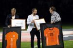 Amsterdam 13 oktober 2018
Nederland - Duitsland in de Johan Cruijff arens . eindstand 3-0
Na de Wedstrijd werden Dirk Kuyt en Rafael v d Vaart  gehuldigd. Dirk had zijn vrouw Gertrude en kinderen meegenomen. Rafael had zijn vriendin Estavan Polman en zijn kinderen Damian en Jesslynn meegenomen . Ook zijn ouders en schoonouders waren erbij.
