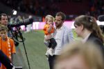Amsterdam 13 oktober 2018
Nederland - Duitsland in de Johan Cruijff arens . eindstand 3-0
Na de Wedstrijd werden Dirk Kuyt en Rafael v d Vaart  gehuldigd. Dirk had zijn vrouw Gertrude en kinderen meegenomen. Rafael had zijn vriendin Estavan Polman en zijn kinderen Damian en Jesslynn meegenomen . Ook zijn ouders en schoonouders waren erbij.
