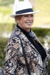 Woudenberg 8 oktober 2018
Herdenkingsdienst Anneke Gronloh in crematorium Woudenberg. Ria Valk en Willke Alberti