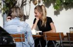Amsterdam 17 oktober 2018
Romee Strijd en haar man Laurens v leeuwen op terras in amsterdam en bij hun appartement dat ze afgelopen zomer gekocht hebben.