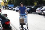 Ubbergen 13 oktober 2018
Sjoerd v Gils de partner van Rob Jetten doet boodschappen.