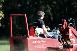 Boekel 10 oktober 2018
Steffi Verhagen aan het werk bij haar boerderij. In beokel zijn momenteel veel wolven waar jacht op wordt gemaakt door jagers.