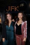Amsterdam 8 oktober 2018
JFK Gala in de harbour Club. Wilfred Genee ontvangt uit handen van Prins Bernhard de prijs voor man van het jaar. Marieke Elsinga presenteert het gala. Tara Hetharia met een vriendin