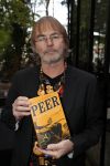Hilversum 8 oktober 2018
Boek presentatie Peter Koelewijn bij wisseloord studioï¿½s. Het boek is geschreven door Tjerk Lammers.
Tjerk Lammers