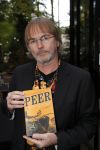 Hilversum 8 oktober 2018
Boek presentatie Peter Koelewijn bij wisseloord studioï¿½s. Het boek is geschreven door Tjerk Lammers.
Tjerk Lammers